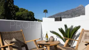 4 bedrooms town house in Aloha for sale