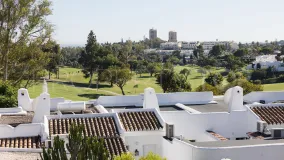 4 bedrooms town house in Aloha for sale