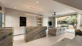 For sale town house in El Naranjal with 2 bedrooms