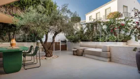 For sale town house in El Naranjal with 2 bedrooms