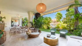 Duplex planta baja de 4 dormitorios en venta en Isla del Pez Volador
