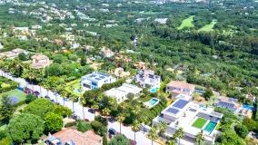 For sale Zona F villa with 6 bedrooms
