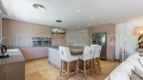 For sale villa in Zona B