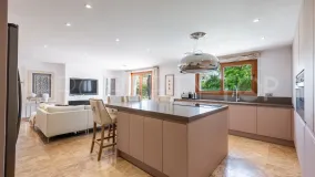 For sale villa in Zona B