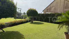 For sale 5 bedrooms town house in Los Granados