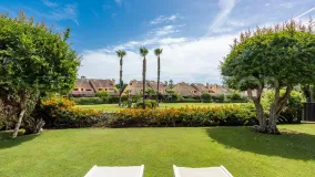 Town house for sale in Los Granados with 5 bedrooms