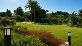 Se vende villa con 5 dormitorios en Reyes y Reinas
