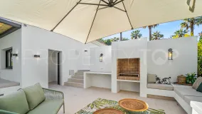 Zona B, villa con 5 dormitorios en venta