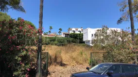 For sale plot in Zona F