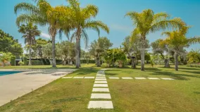 Villa a la venta con 8 dormitorios en Reyes y Reinas