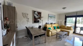 For sale apartment in Estepona with 3 bedrooms