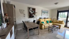 For sale apartment in Estepona with 3 bedrooms