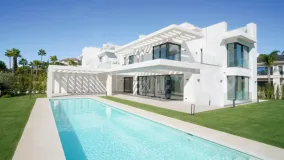 For sale villa with 5 bedrooms in Los Flamingos