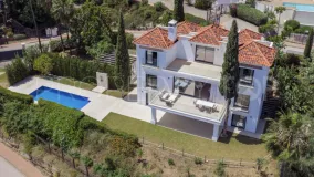Comprar villa en Benahavis con 5 dormitorios