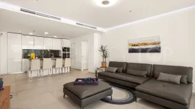 Buy penthouse in La Quinta with 3 bedrooms