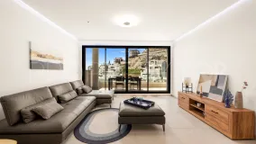 Buy penthouse in La Quinta with 3 bedrooms