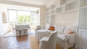 2 bedrooms apartment for sale in Torres de Aloha