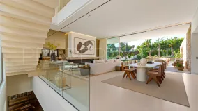 Villa de 5 dormitorios a la venta en Marbella Golden Mile