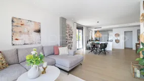 2 bedrooms penthouse for sale in Benahavis