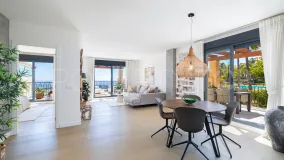 2 bedrooms penthouse for sale in Benahavis