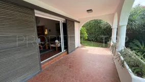Se vende casa en Nueva Andalucia