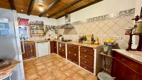 Buy town house with 3 bedrooms in Nueva Andalucia