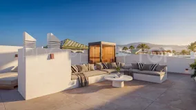 3 bedrooms penthouse for sale in New Golden Mile