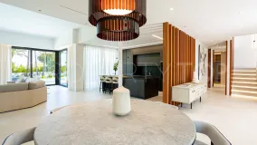 Villa for sale in New Golden Mile with 4 bedrooms