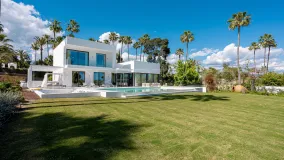 Villa for sale in New Golden Mile with 4 bedrooms