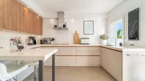 Villa con 4 dormitorios en venta en Cerros del Aguila