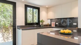 Villa for sale in Los Naranjos Hill Club with 6 bedrooms