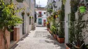 Adosado de 4 dormitorios en venta en Estepona Centro
