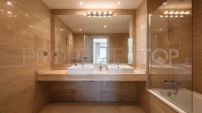 Penthouse for sale in Benahavis