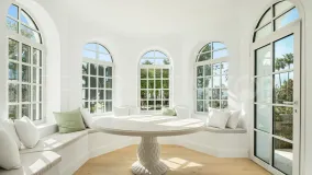 Comprar villa en Nueva Andalucia con 5 dormitorios