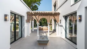 Villa en venta en Nueva Andalucia