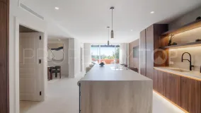 Atico duplex en venta en Nueva Andalucia con 4 dormitorios