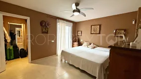 For sale ground floor apartment in Nueva Andalucia