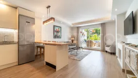 Ground floor apartment with 2 bedrooms for sale in Puente Romano II