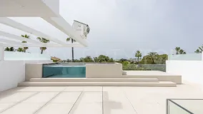 Comprar villa de 4 dormitorios en Vilas 6