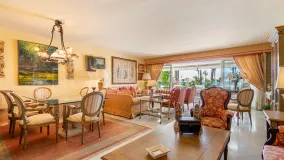 Apartamento planta baja en venta en Los Granados