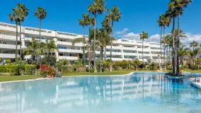 Apartamento planta baja en venta en Los Granados