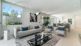 Se vende apartamento en Marina Puente Romano