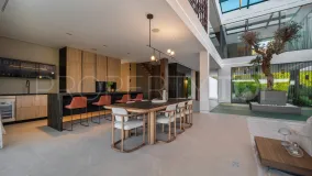 Villa a la venta en Marbella Golden Mile con 5 dormitorios