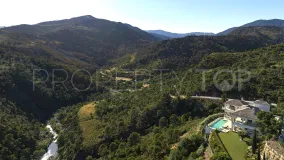 Villa for sale in Monte Mayor with 6 bedrooms