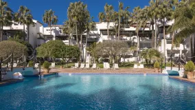 For sale duplex penthouse in Marina Puente Romano