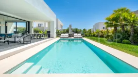 For sale La Finca de Marbella villa with 5 bedrooms