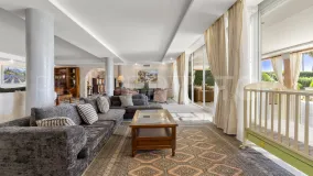 Villa a la venta en Benamara con 9 dormitorios