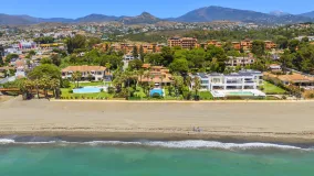 Villa a la venta en Benamara con 9 dormitorios