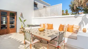 Se vende adosado en Lomas Pueblo de 2 dormitorios