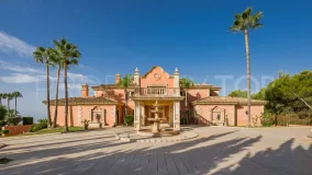Villa en venta en Sierra Blanca de 7 dormitorios